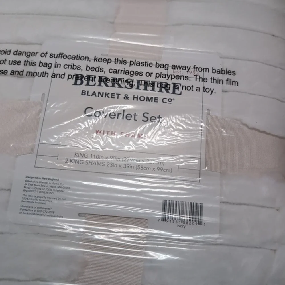 Berkshire Jacquard Fur & Velvetsoft Coverlet Set - King‎ Size Ivory