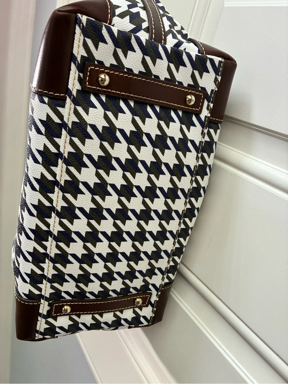 Dooney & Bourke dooney bourke