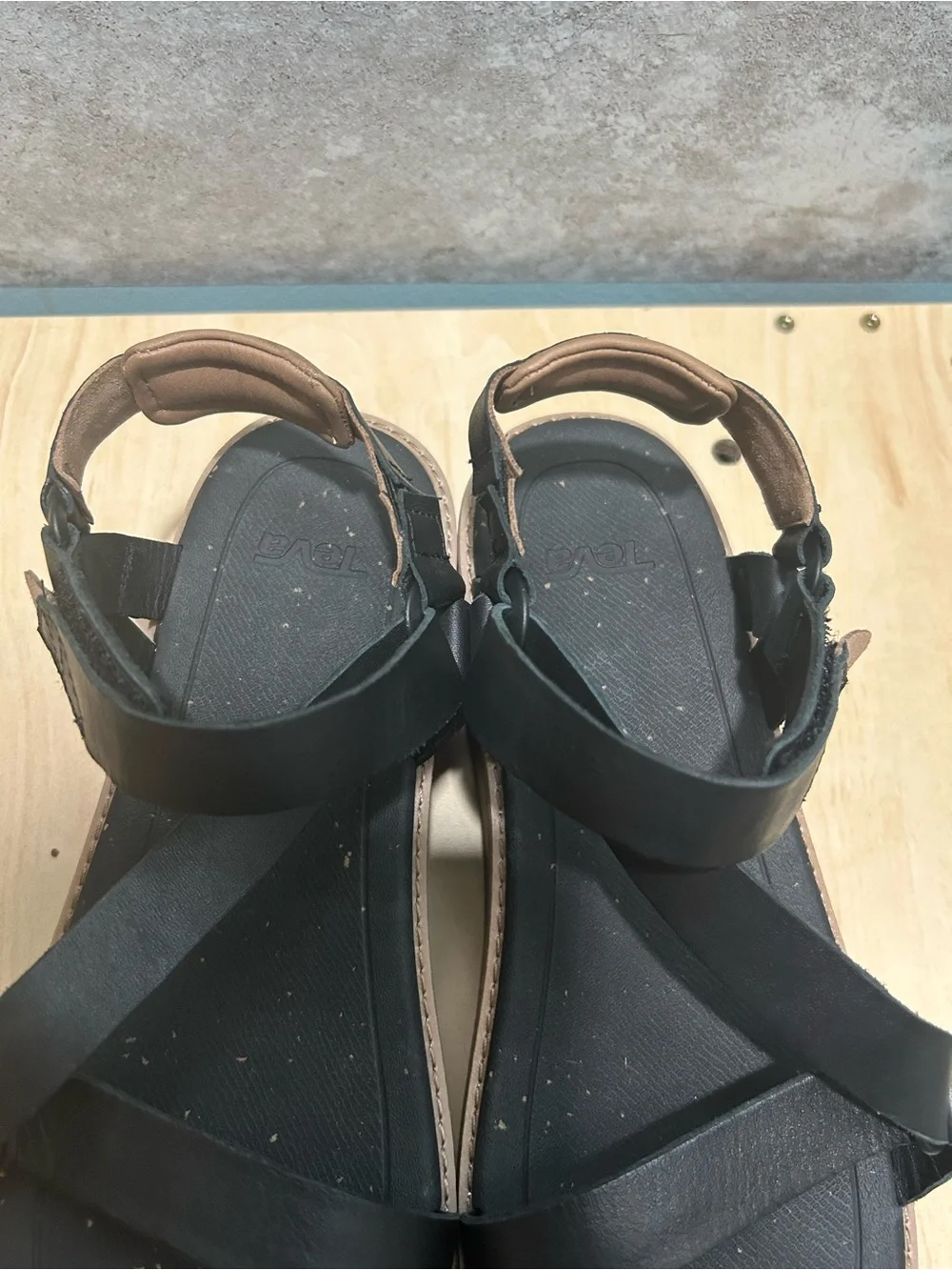 Teva Women's Madera Wedge Sandals size 9
