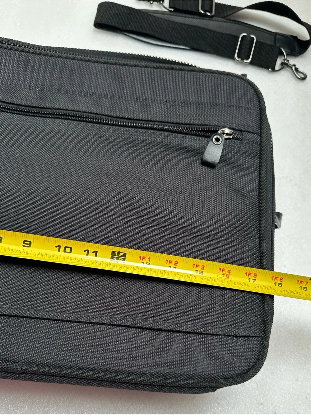 Samsonite excellent new