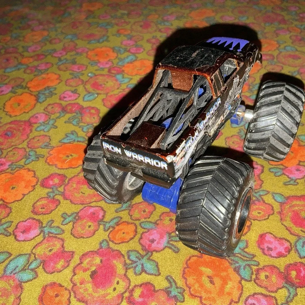 Hot Wheels iron warrior