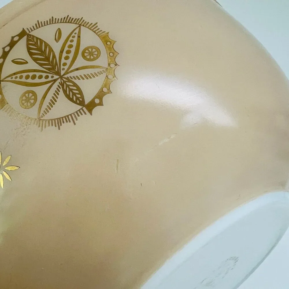Pyrex beige gold