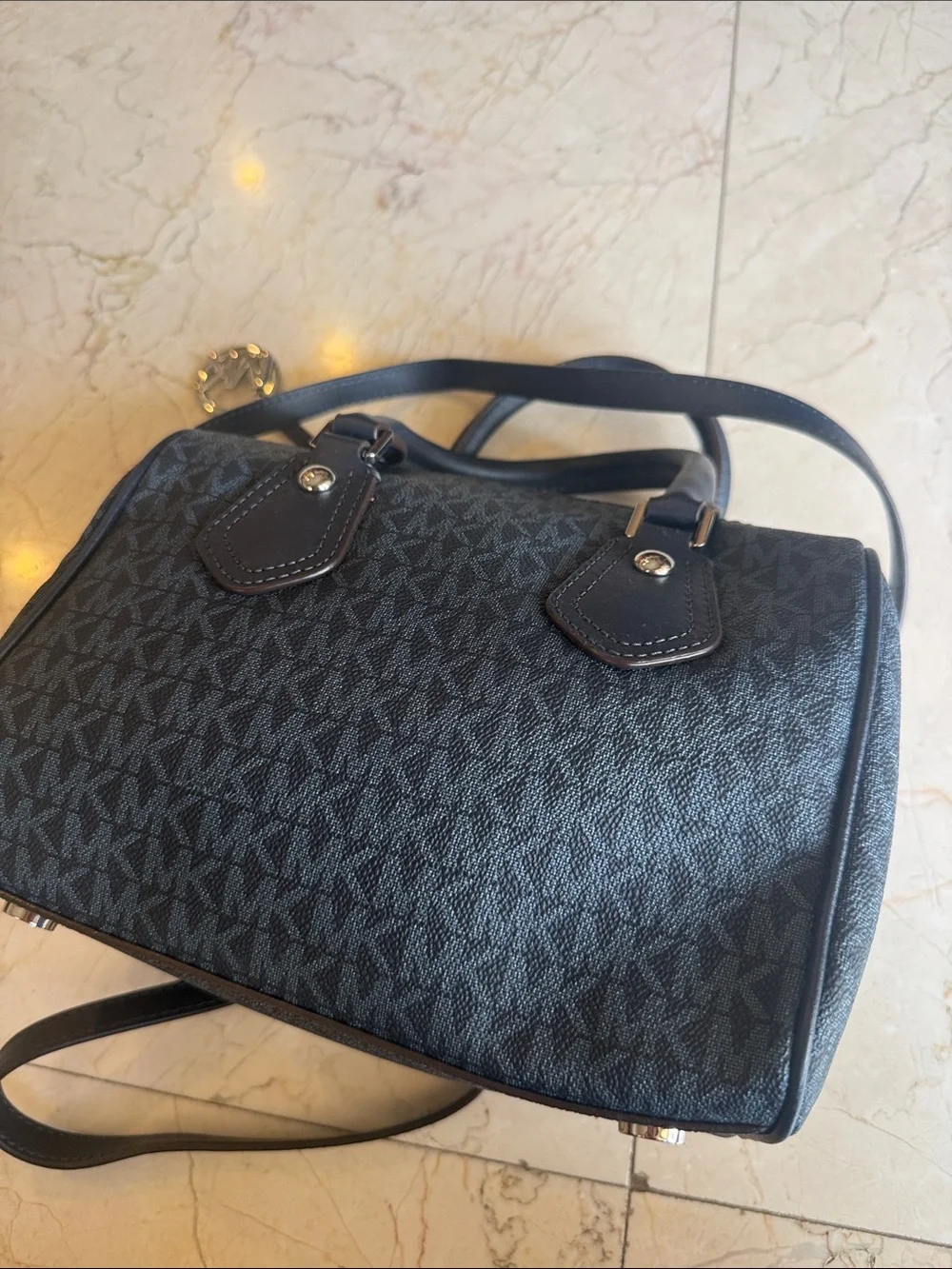 Michael Kors compact michael