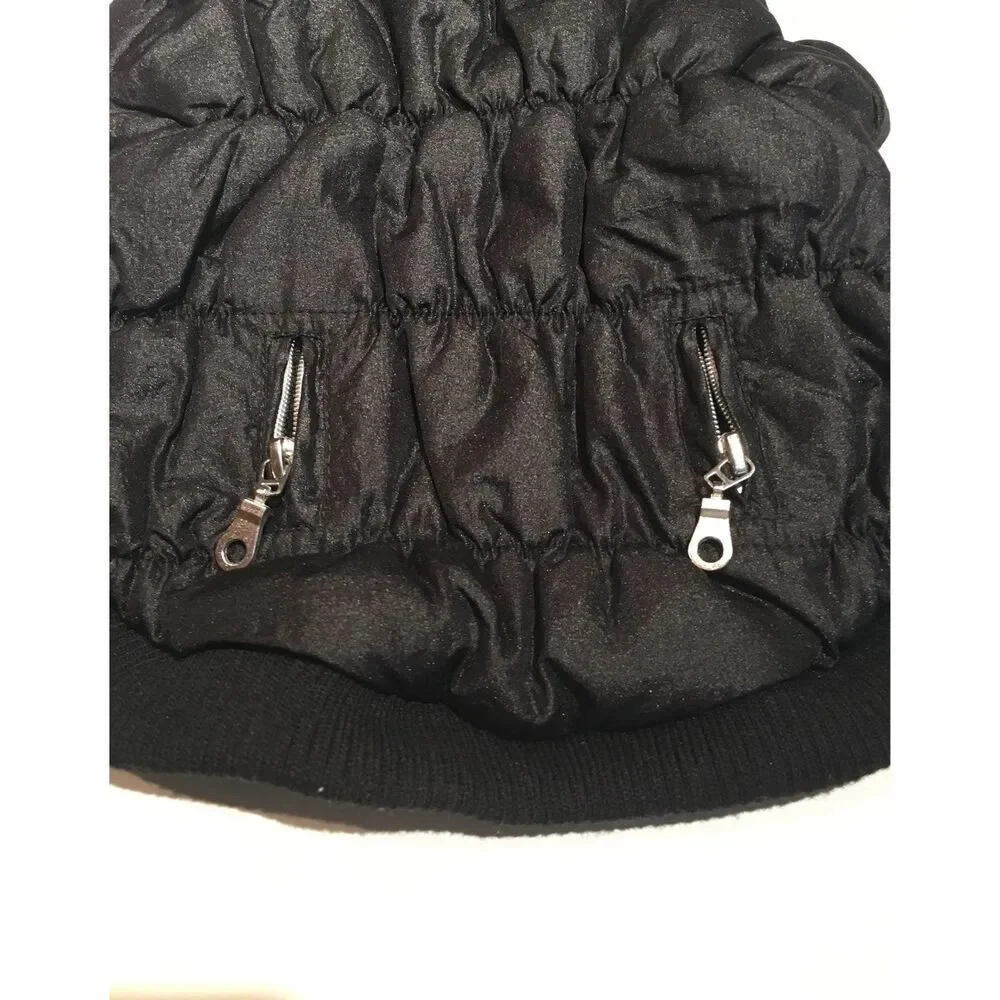 Pet Life this listing