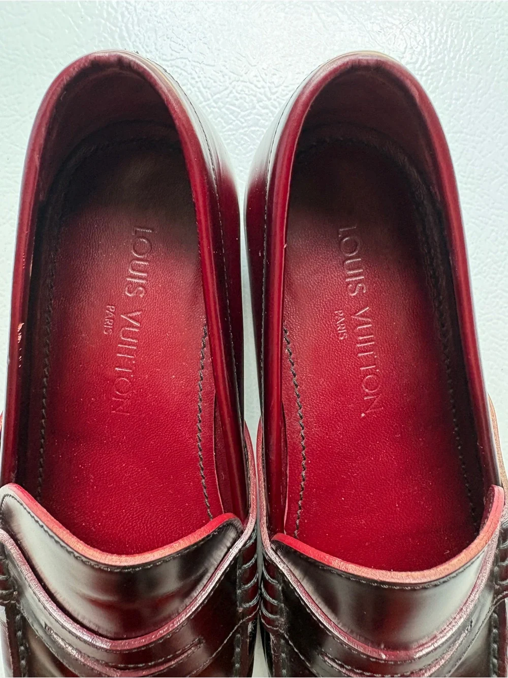 Louis Vuitton elegant louis