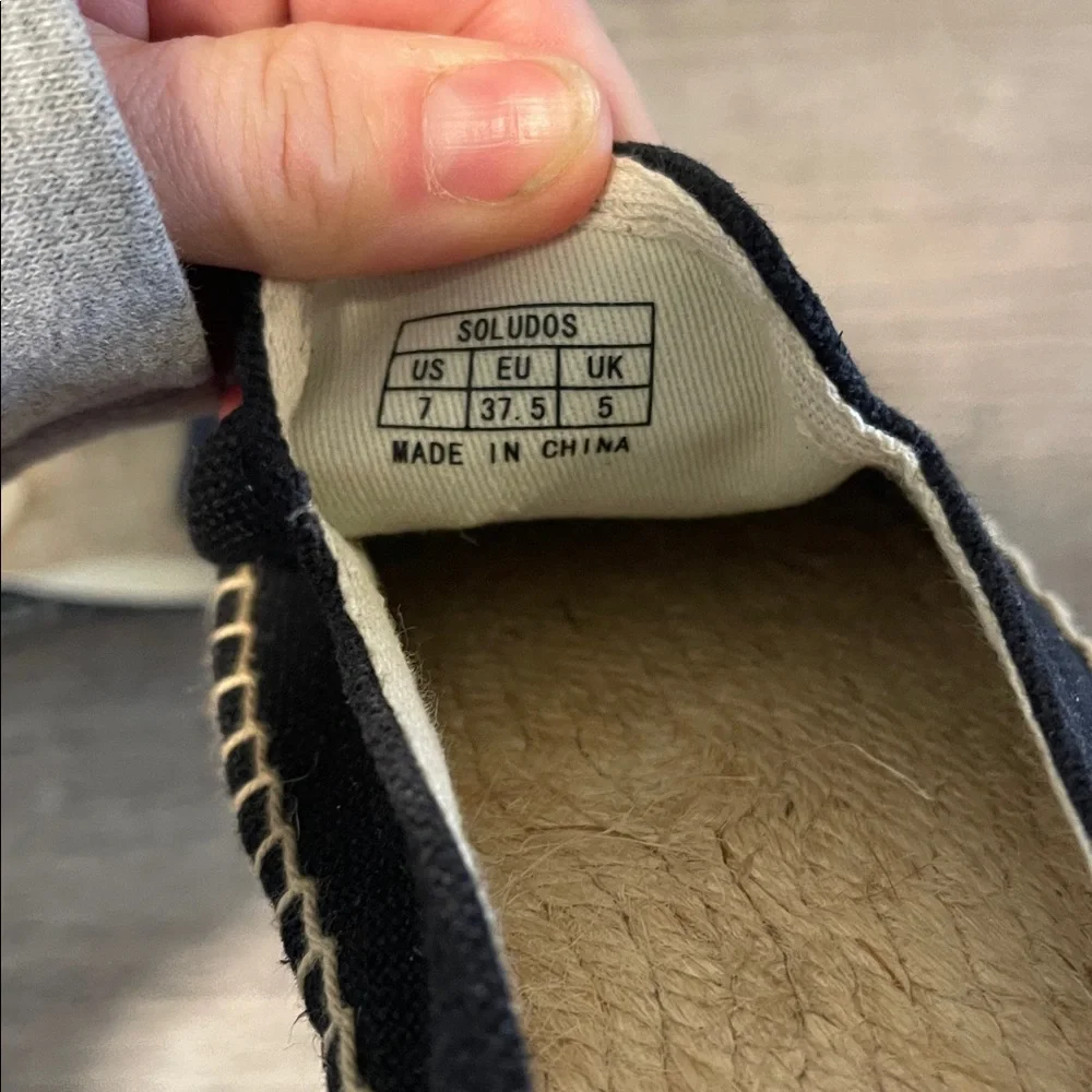 Soludos black canvas