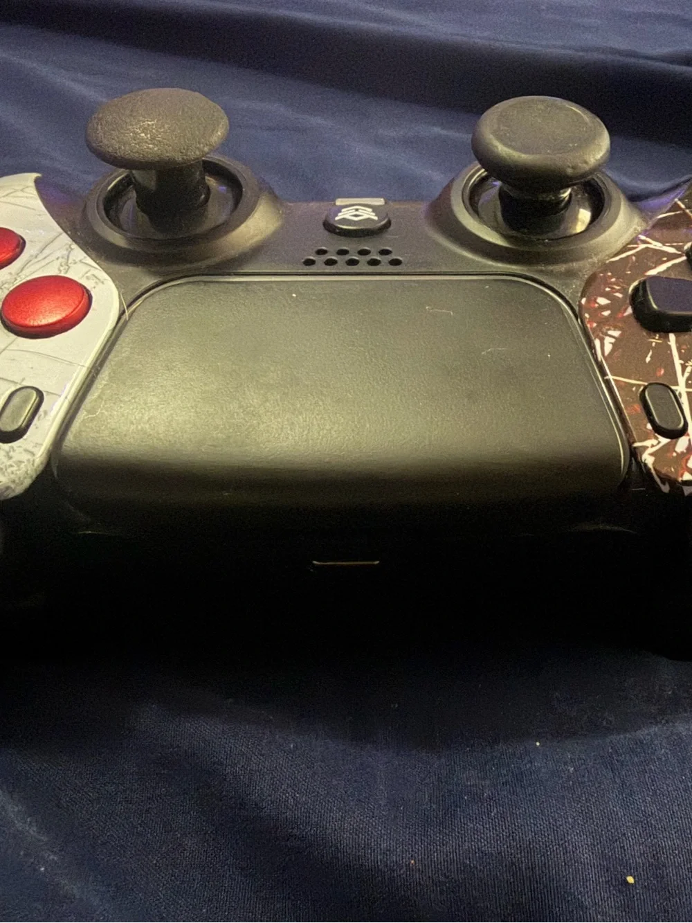 Custom The Joker PS5 controller