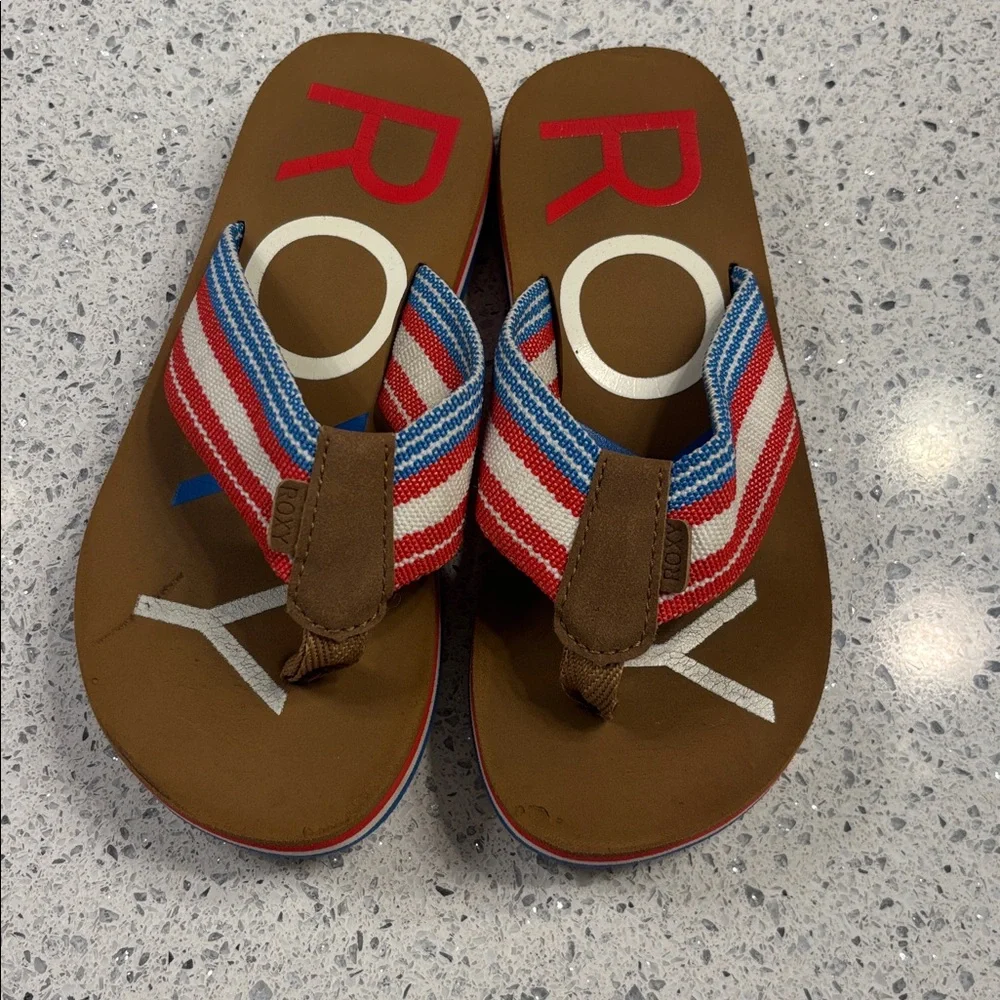 Roxy sandals brown