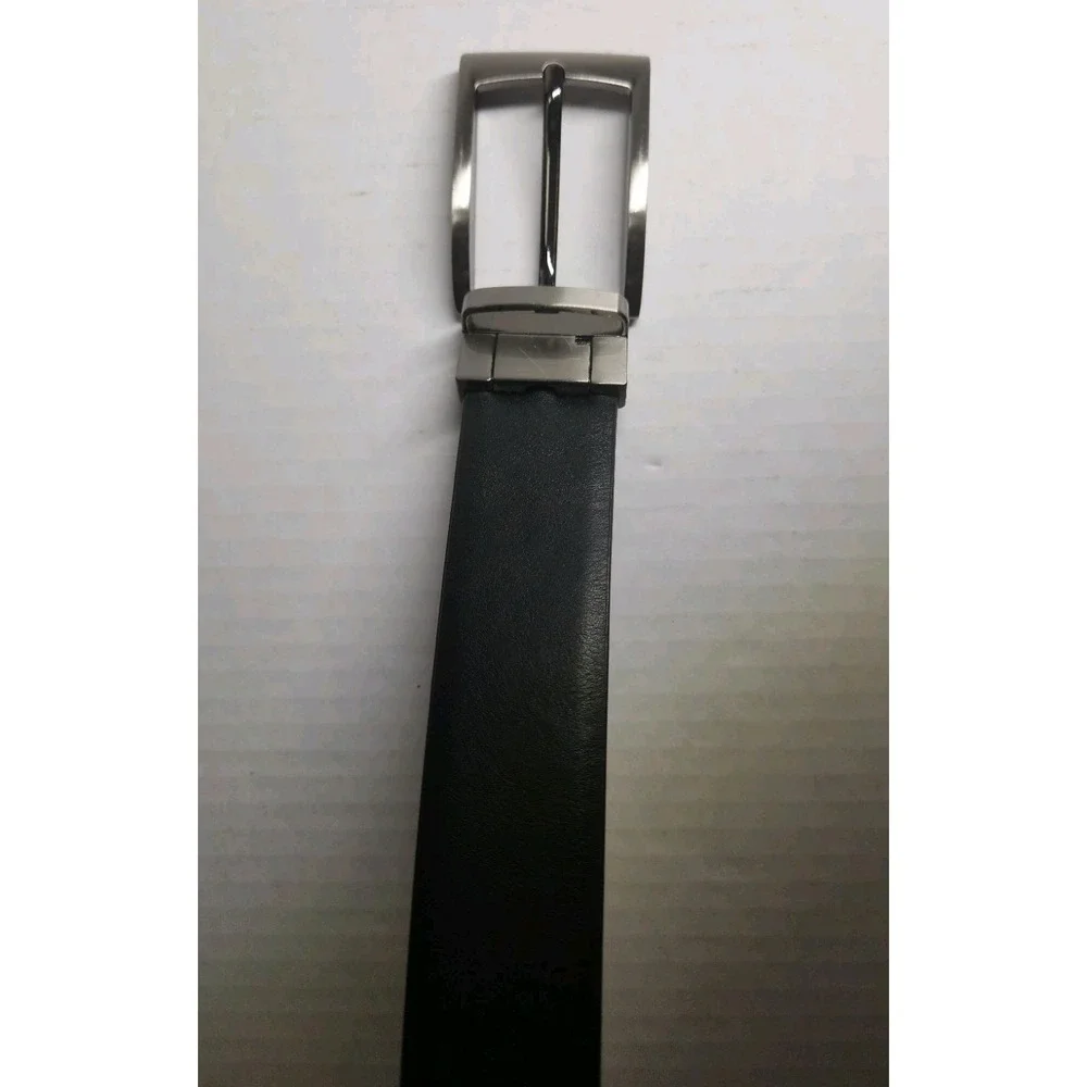 Kenneth Cole Reaction euc reversible