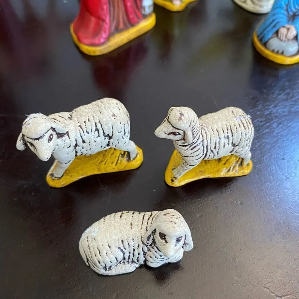 Vintage 1976 Christmas Nativity Figurines Hand Painted 15 Piece Set