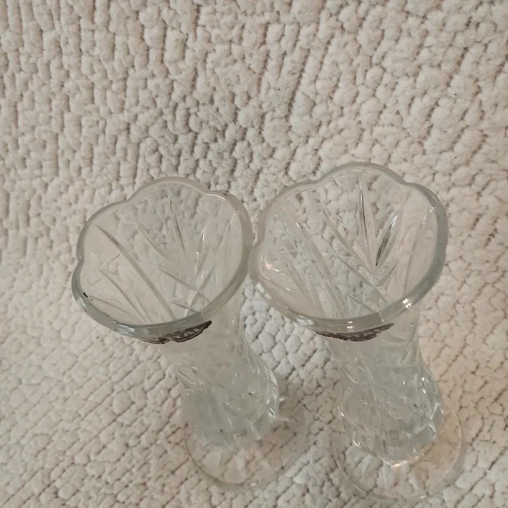 Vintage 90's 24% lead crystal etched glass scalloped opening set of 2 vases USA