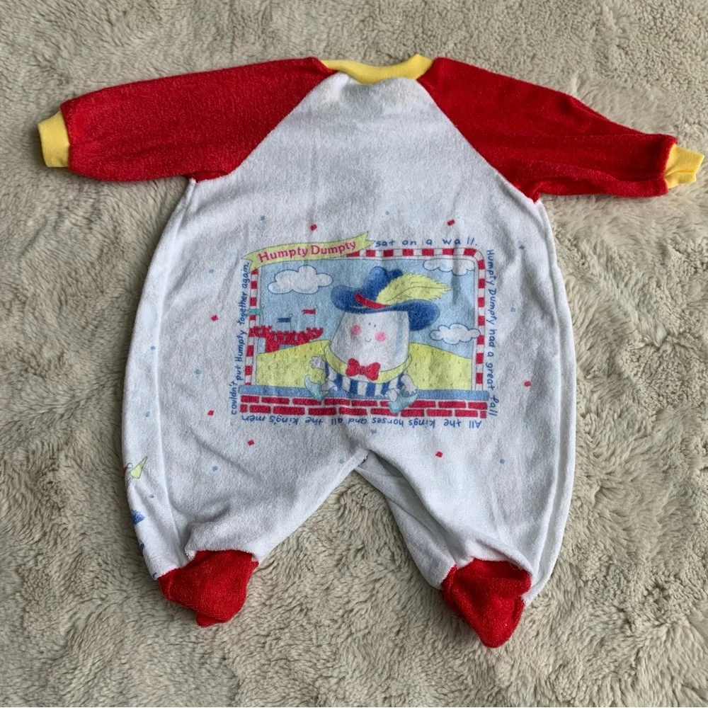 VTG Carters Nursery Rhyme Humpty Dumpty Baby Boy Newborn‎ Footed Onesie