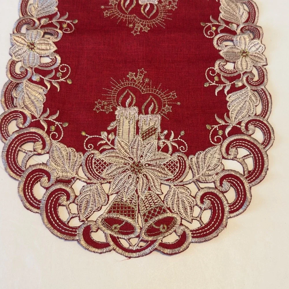 N/A red christmas