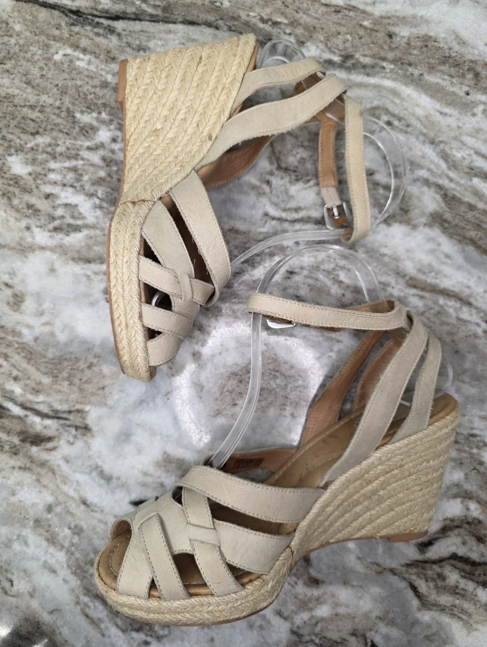 Fossil comfortable beige