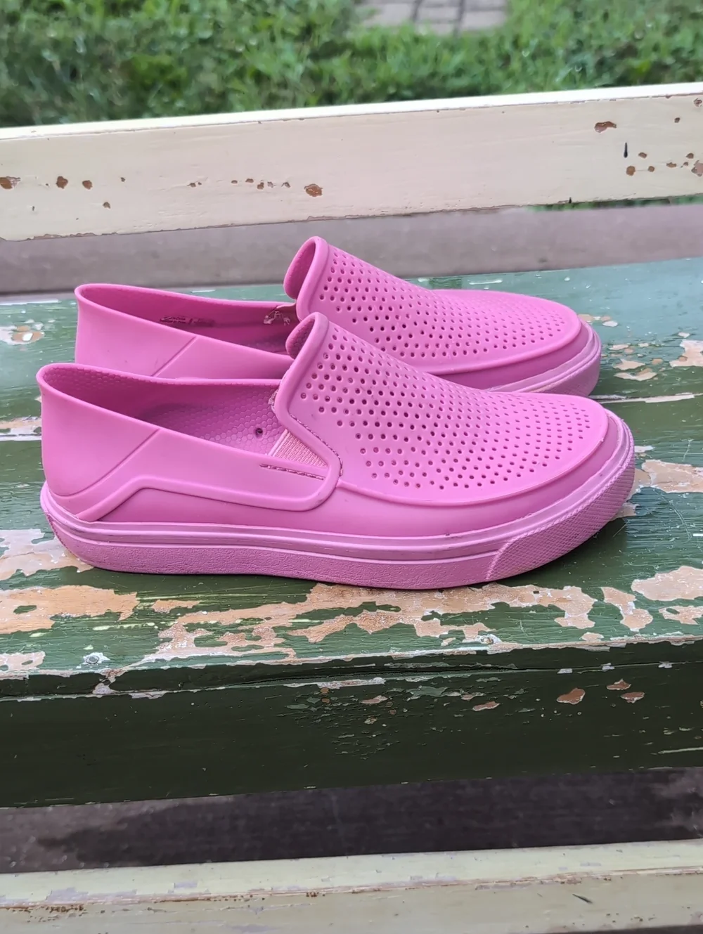 CROCS city lane