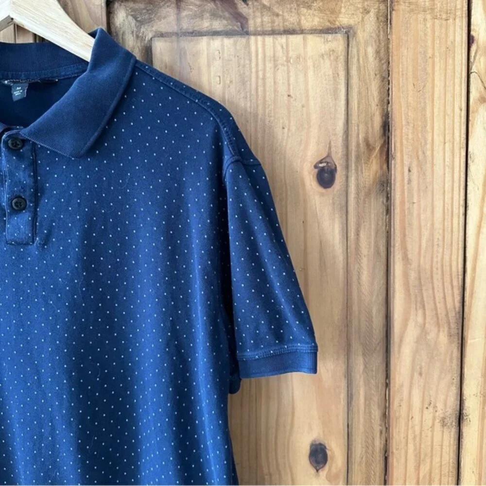 Men’s Banana Republic Navy Blue Pin Dot Golf Shirt - Medium