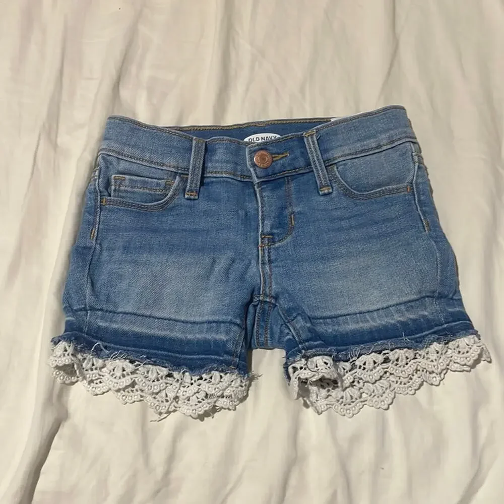 Old navy 5 denim stretch shorts cream leg lace trim euc worn once never dried