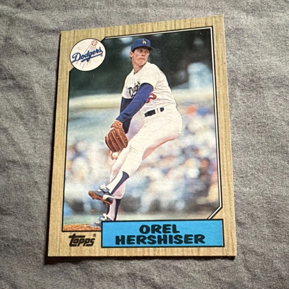Topps 1987 Orel Hershiser #385 Los Angeles Dodgers Baseball Card MLB