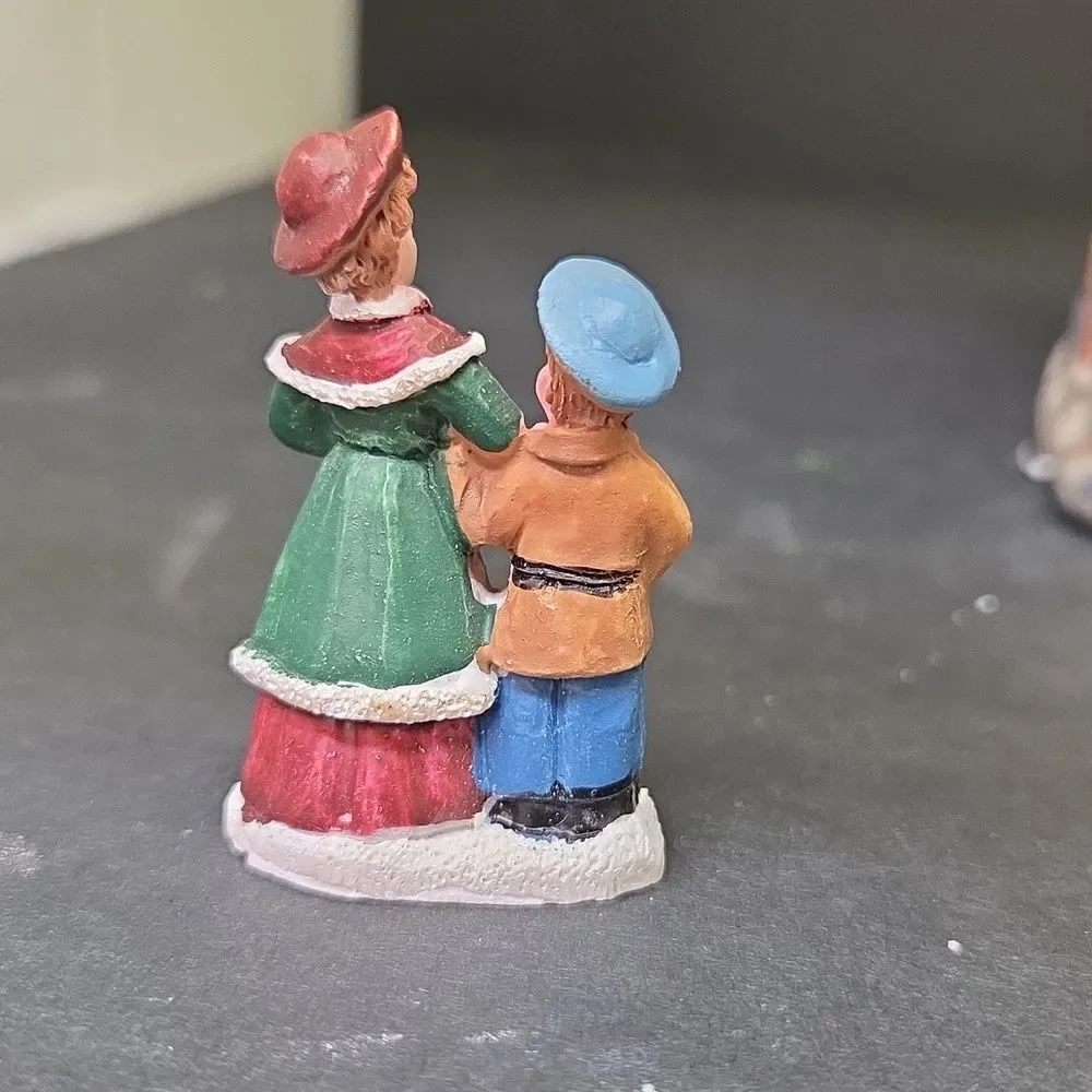 Vintage Holiday Schoolhouse‎ For Christmas Village