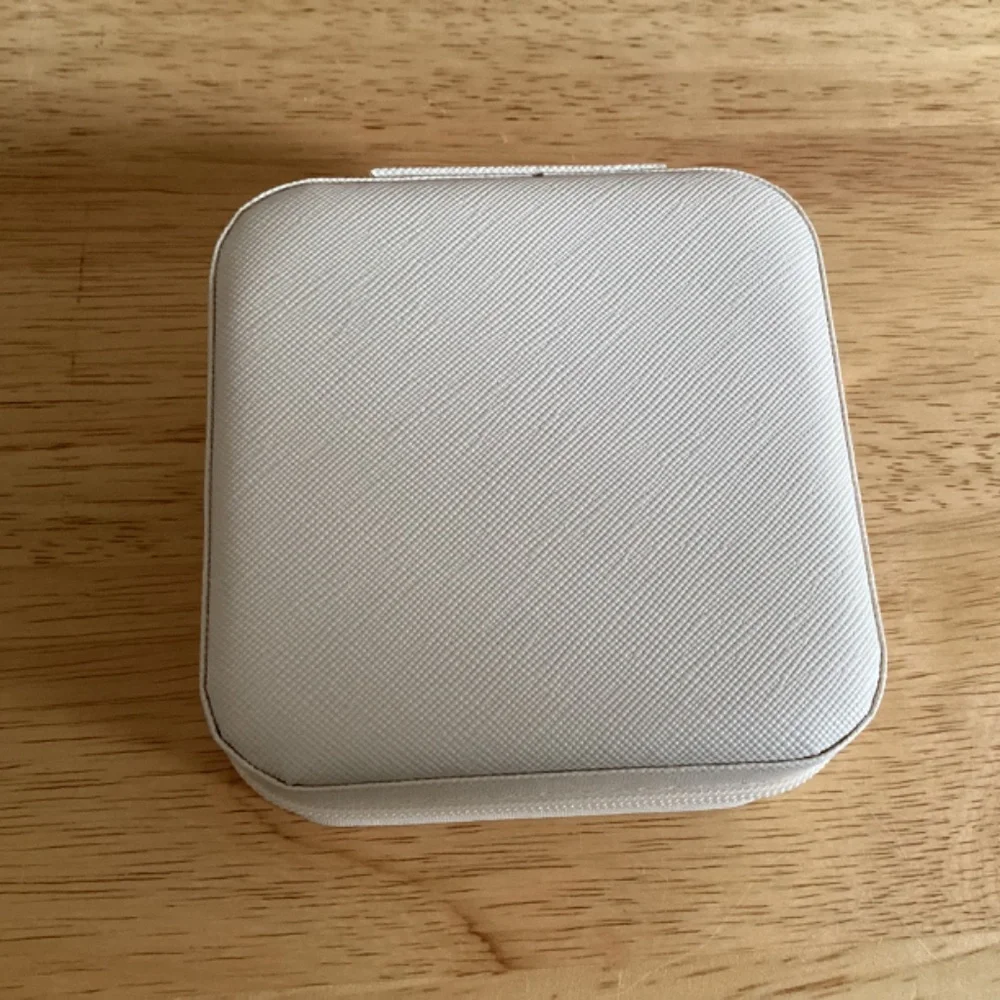 Unbranded white leather