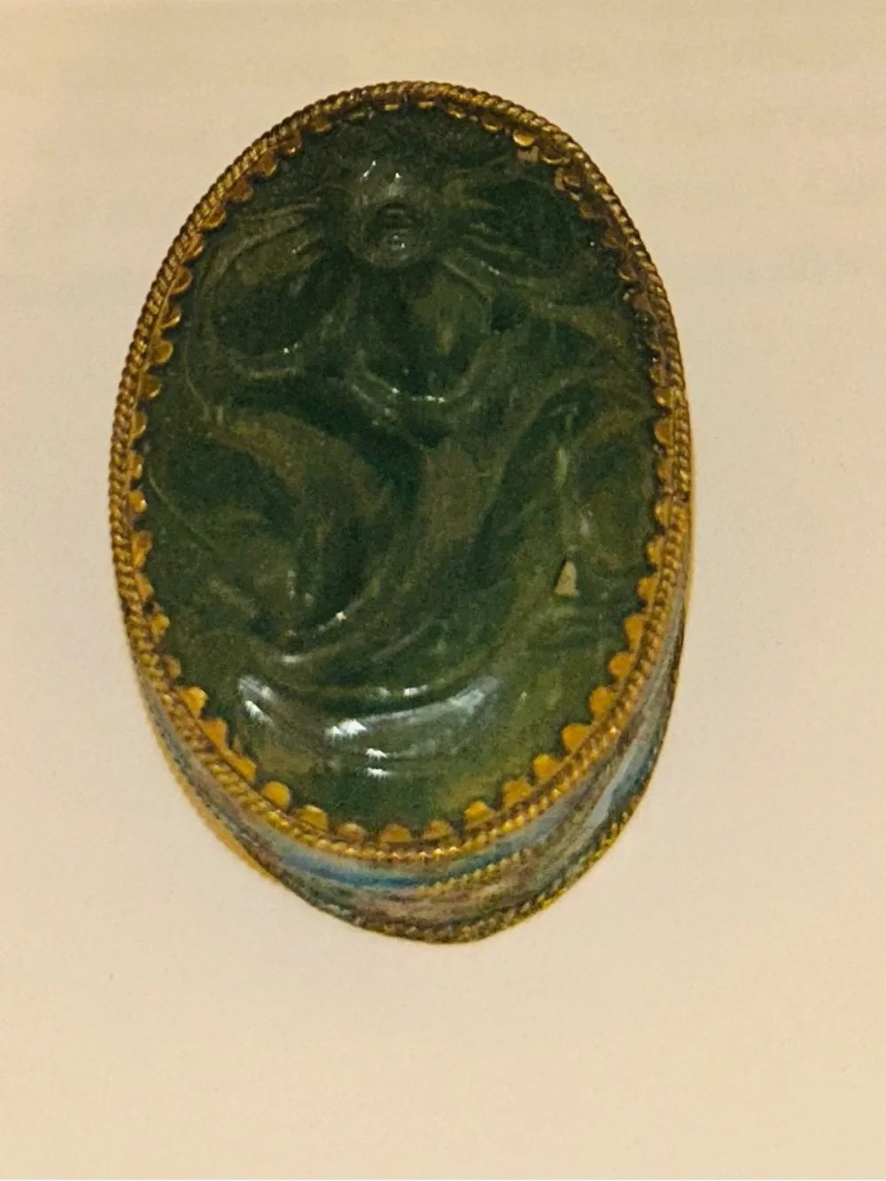 Vintage small oval