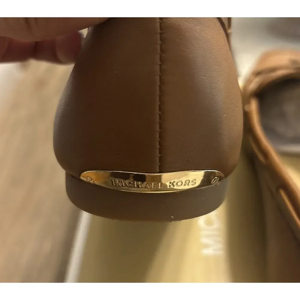 NEW Michael Kors Women's Sutton Brown Leather Moccasin Flat Loafers Size 10M