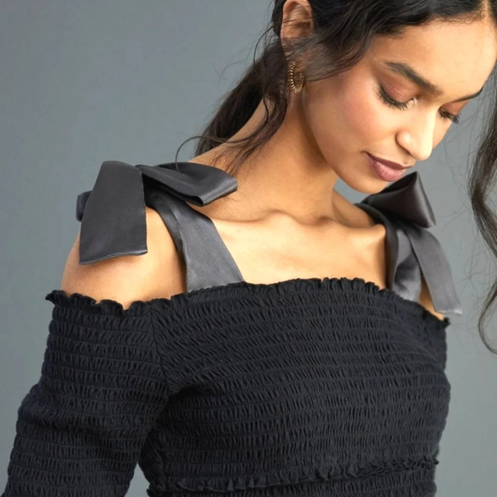 Anthropologie adjustable solid