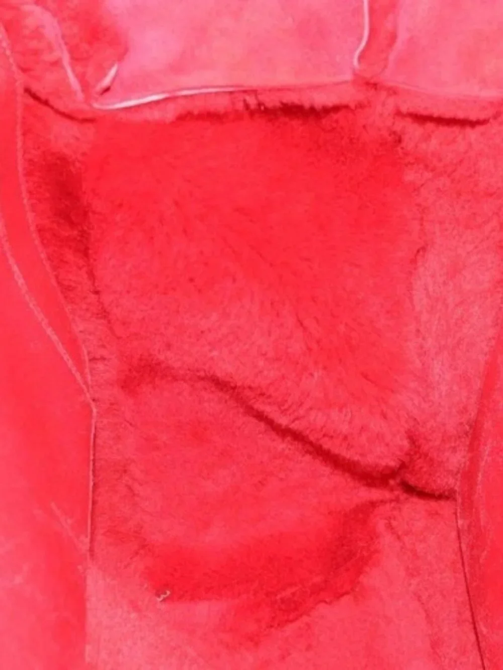 CHANEL brand	chanel color	red