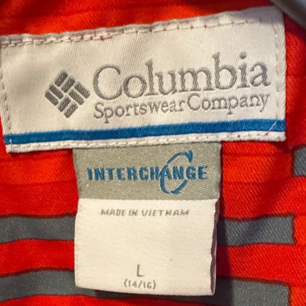 Columbia bright red