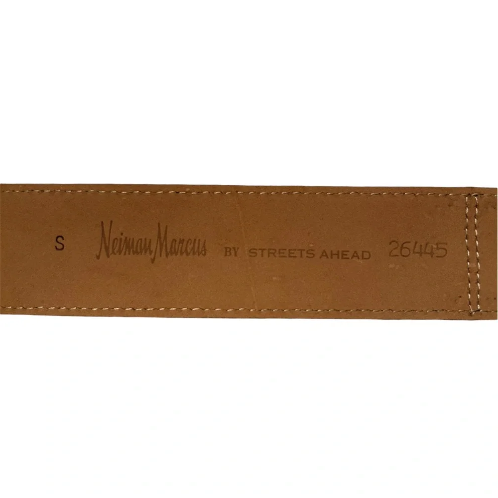 Neiman Marcus Vintage Streets Ahead Genuine Leather Belt