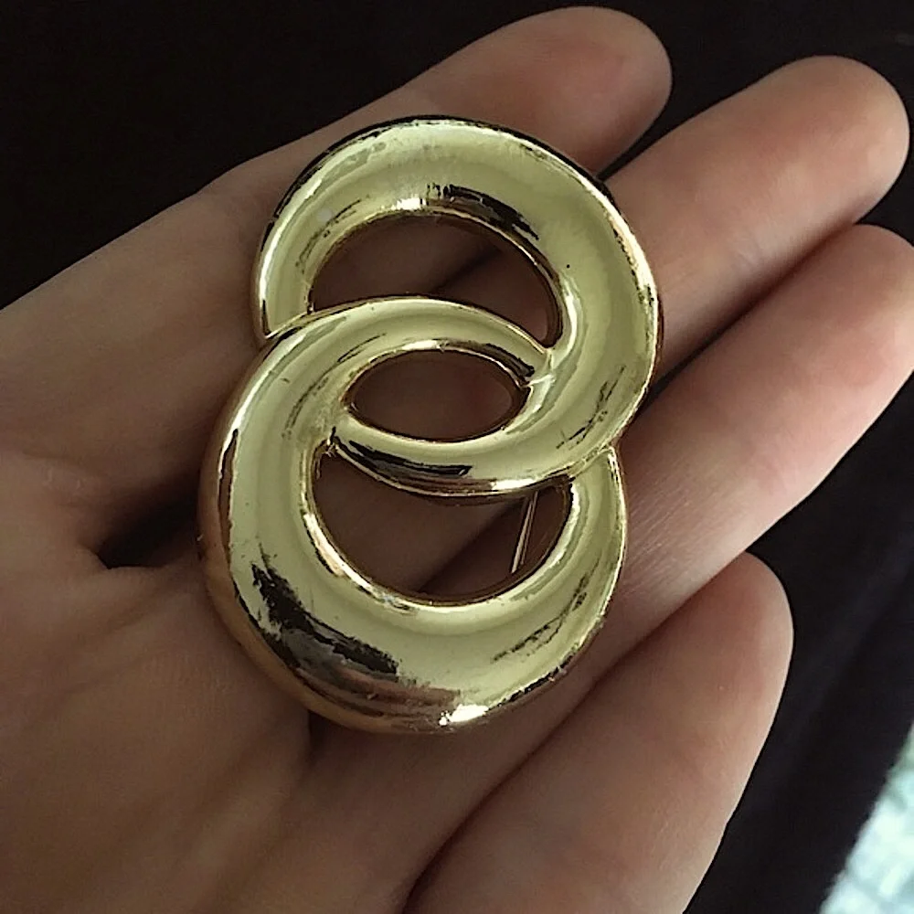 unknown vintage gold
