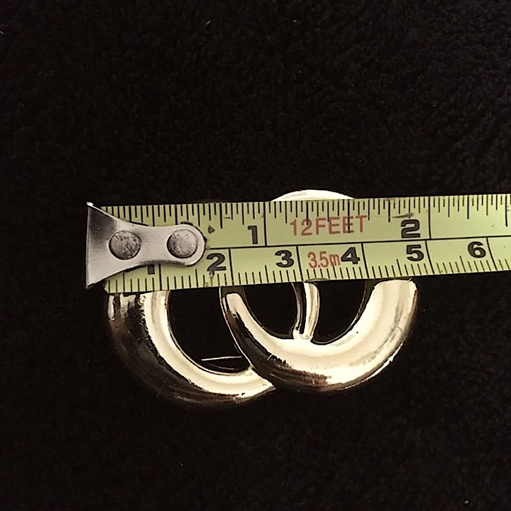 unknown vintage gold
