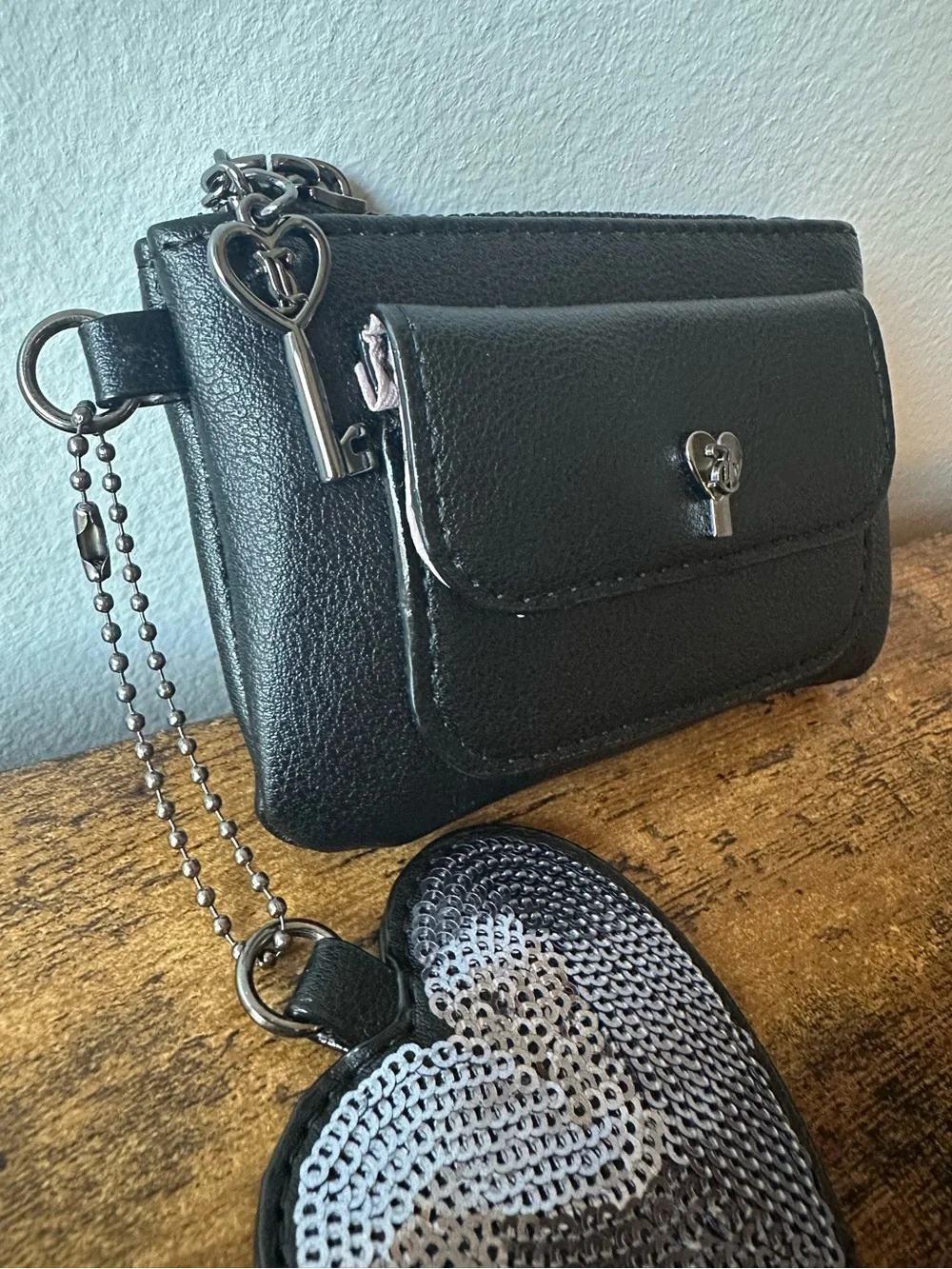 Juicy Couture sleek juicy
