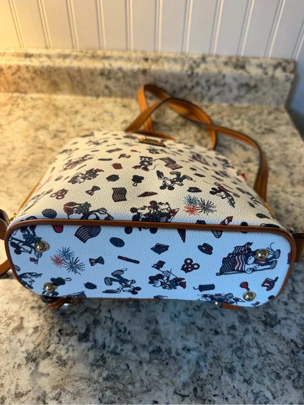 Dooney & Bourke dooney bourke