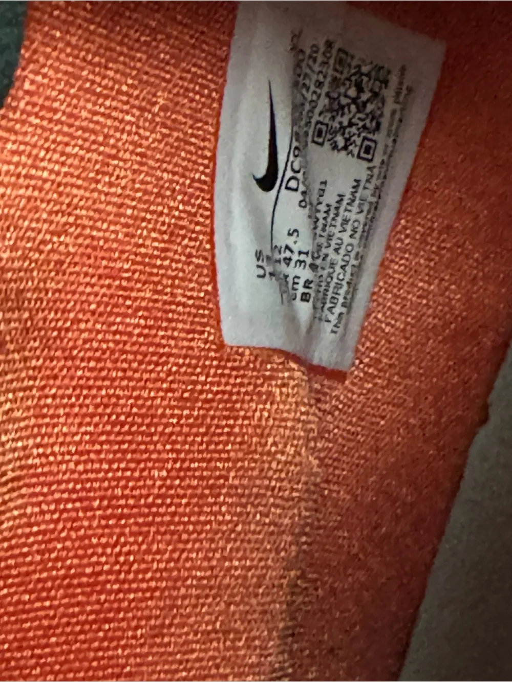 Nike freak bright