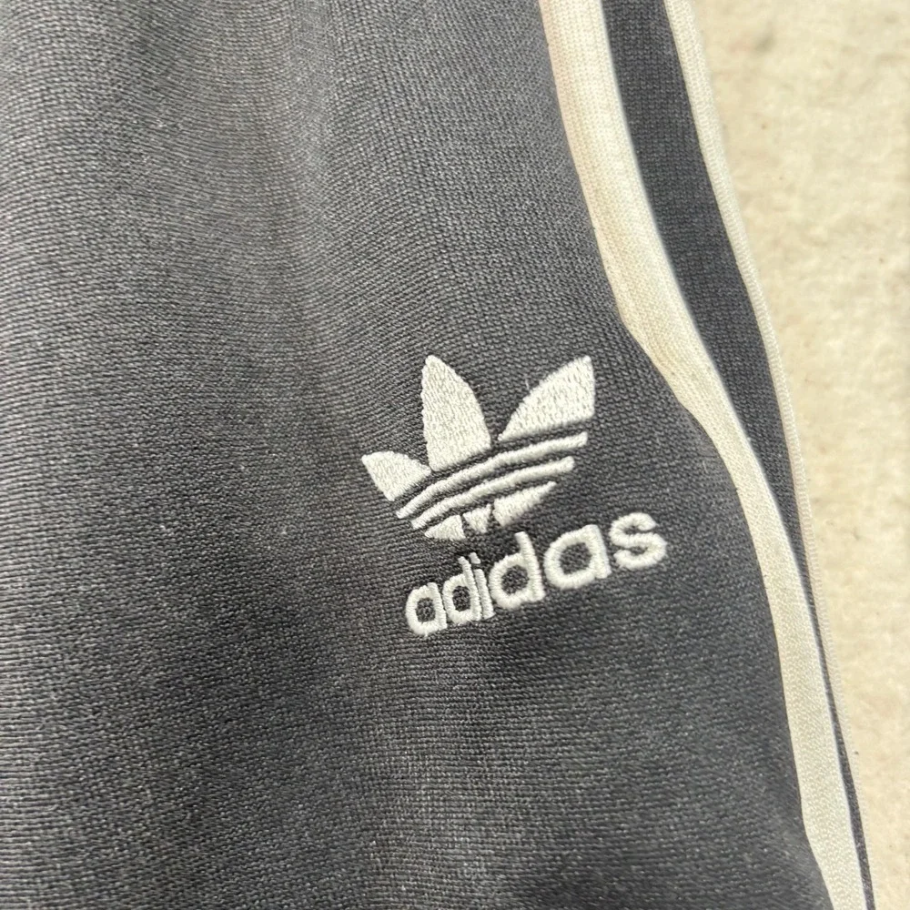 adidas originals track