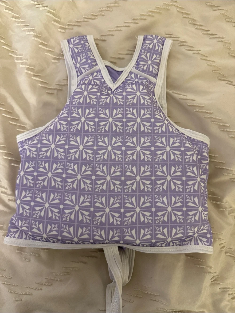 Disney zip front
