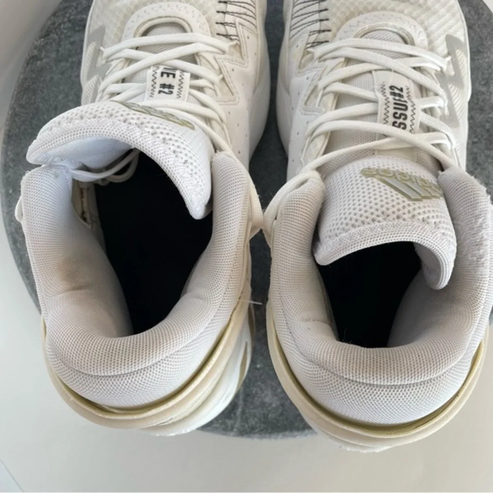 adidas hr tan
