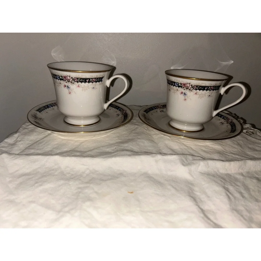 Gorham Nocturne Fine China Tea Cup and Saucer Set 24KT Gold Trim Japan 2 Sets