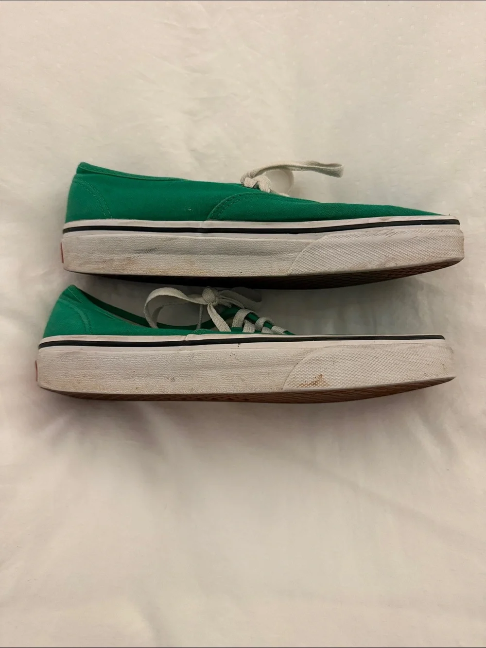 Vans low top