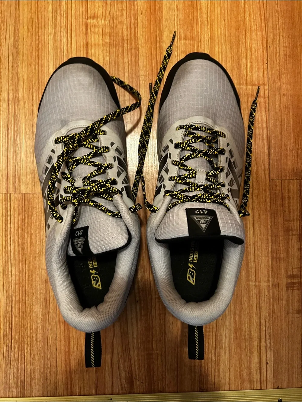 New Balance men’s industrial