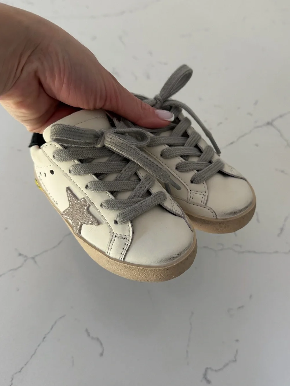 Golden Goose White Kids Sneakers with Grey Star - Size 21(5-5.5)
