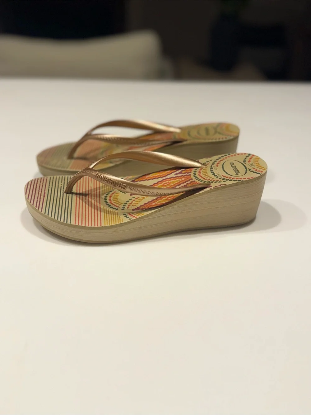 Havaianas Wedge Flip Flops - Metallic Gold EU40