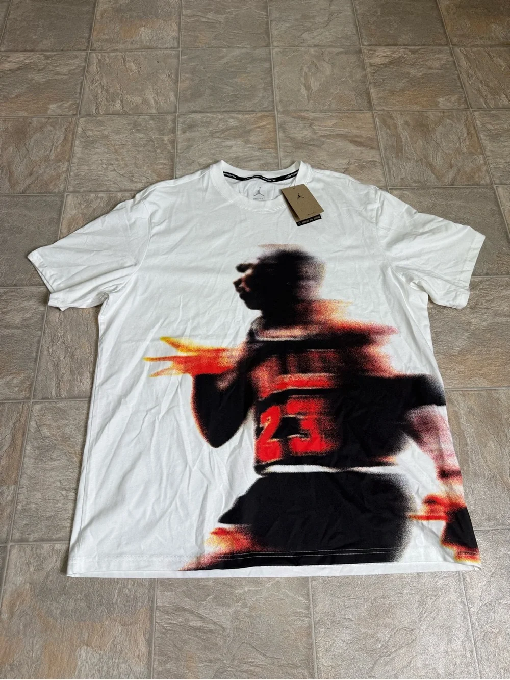Air Jordan Dri Fit Graphic Tshirt Mens Size XLarge White HQ8966-100 NWT