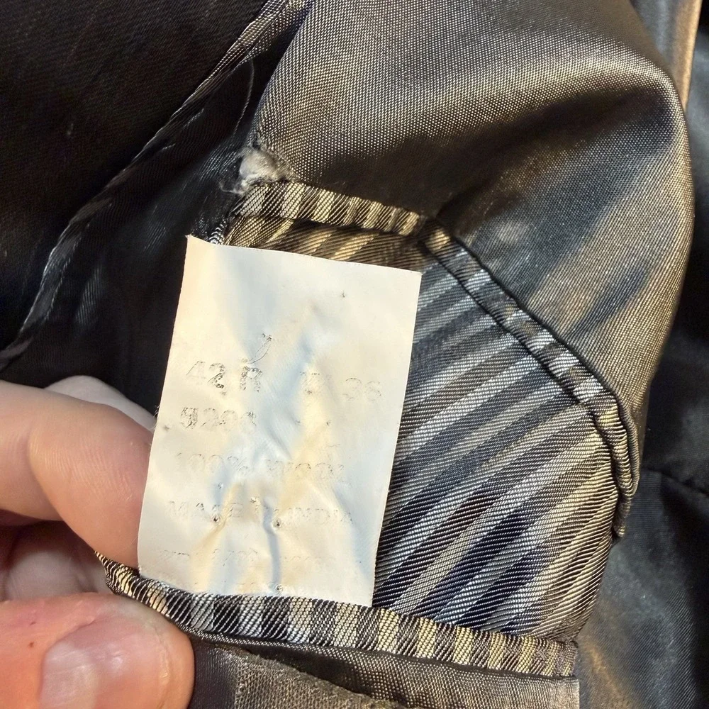 Oscar de la Renta good used