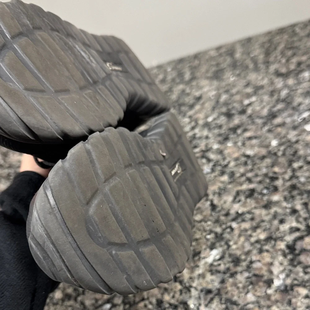 Sporto Men's Charcoal Black Sneakers