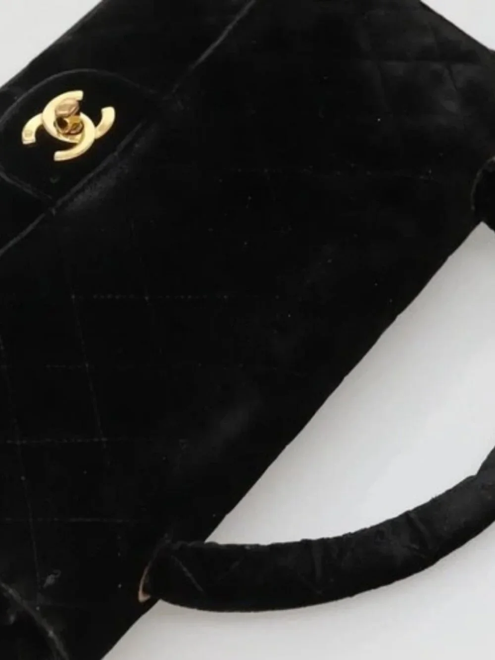 CHANEL brand	chanel color	black