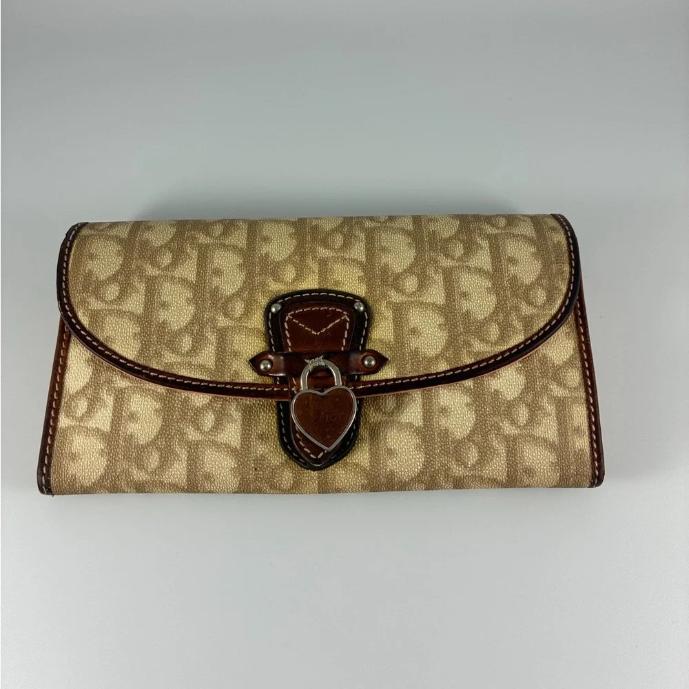 Christian Dior Romantique Trotter Heart Long Wallet Beige