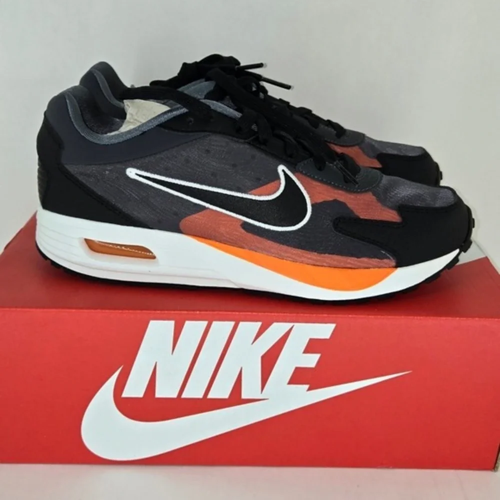 Nike these air