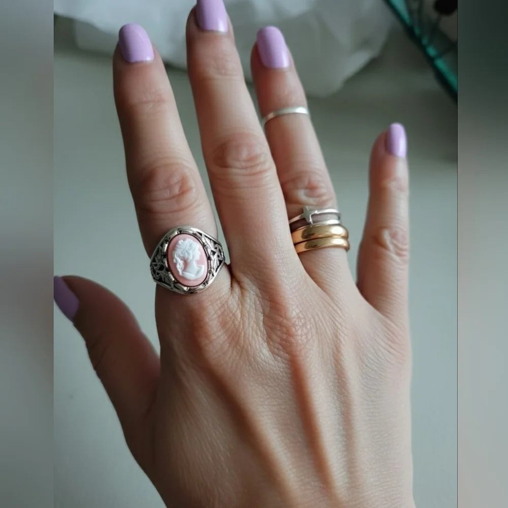 N/A vintage style